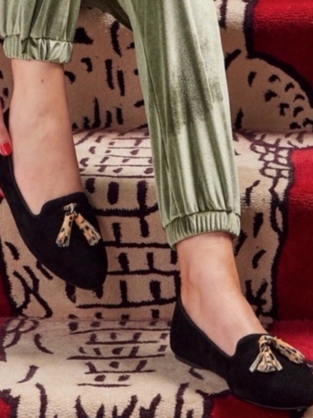 Birdies The Heron Tassel Loafers Black & Gold US 7.5